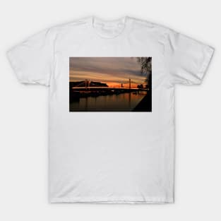 Albert Bridge Sunset River Thames London T-Shirt